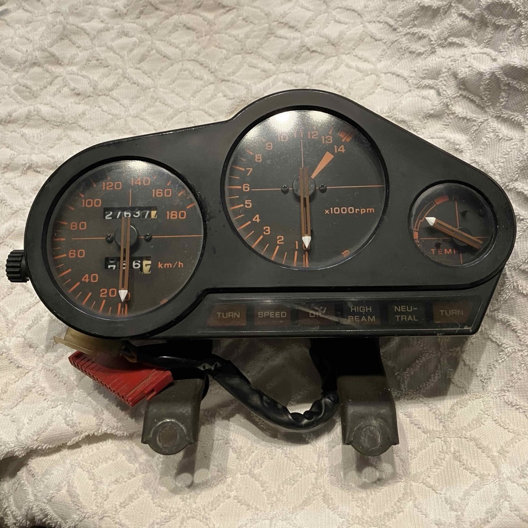 ホンダ vt250z メーター vt250fe CBR400f VFR400Kの通販 by ホンダ vt250z メーター vt250fe CBR400f VFR400Kの通販 by