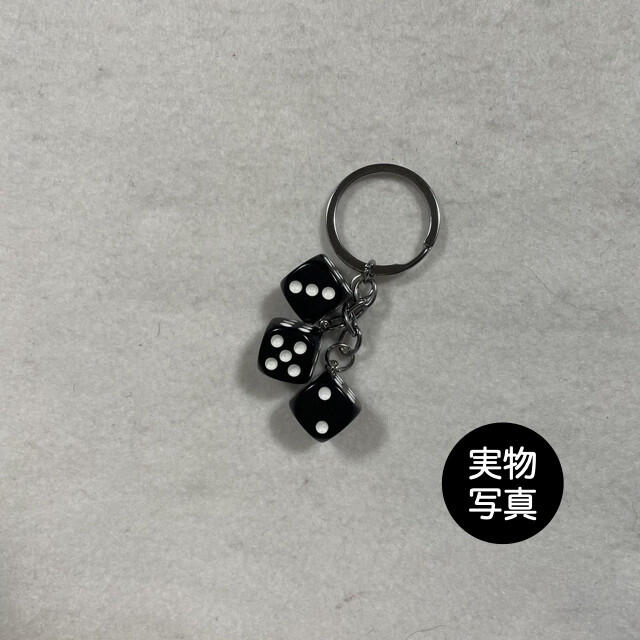 人気 サイコロ キーチェーン キーリング ダイス ブラック キーホルダーの通販 by Corori's shop｜ラクマ