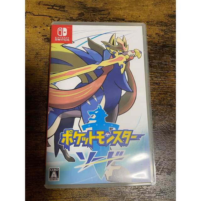 任天堂(ニンテンドウ)のreareaさん　ポケットモンスター ソード Switch エンタメ/ホビーのゲームソフト/ゲーム機本体(家庭用ゲームソフト)の商品写真