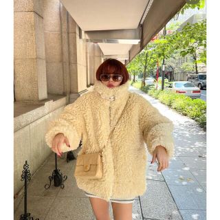 エピヌ(épine)のepine sheep mouton coat もち様取り置き中(ムートンコート)