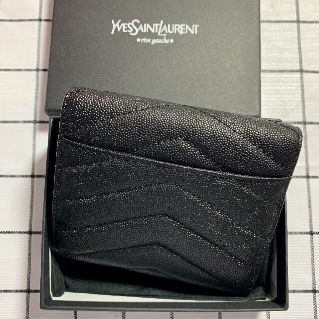 人気品 サンローラン メタル連結YSL さいふ 折り財布 小銭入れ お薦め