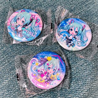 新品未使用未開封　初音ミク　缶バッジ　(バッジ/ピンバッジ)