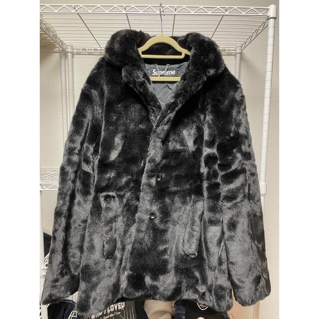 Supreme(シュプリーム)のSupreme シュプリーム Faux Fur Coat フェイクファーコート レディースのジャケット/アウター(毛皮/ファーコート)の商品写真
