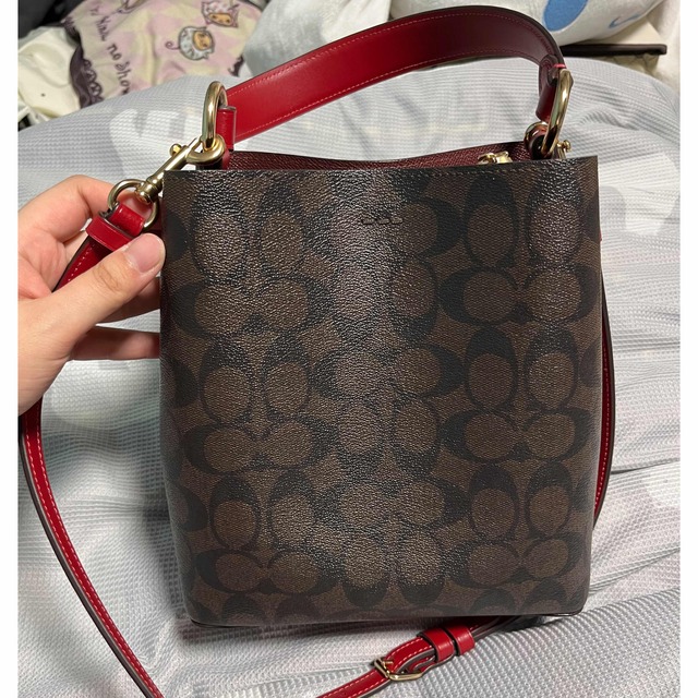 お値下げしました！COACH ショルダーバッグ レッド シグネチャー