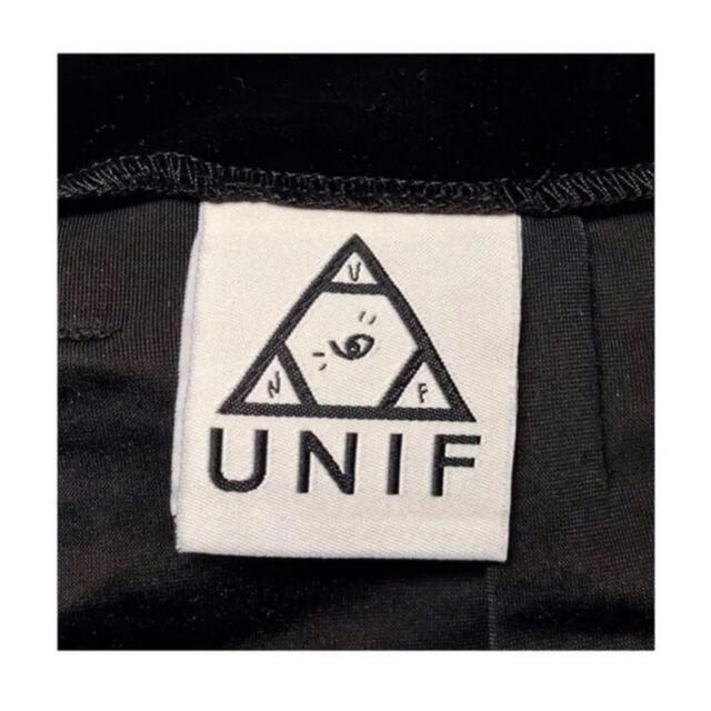 UNIF(ユニフ)の【匿名発送】UNIF ユニフ サスペンダー シンプル スカート 黒 Sサイズ レディースのスカート(ミニスカート)の商品写真