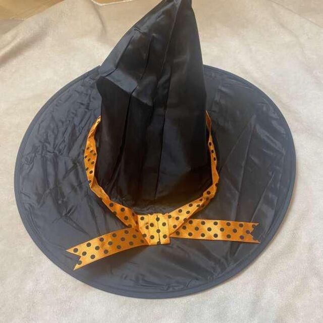 魔女 コスプレ  ハロウィン 130 ワンピース 帽子 セット コスチューム キッズ/ベビー/マタニティのキッズ服女の子用(90cm~)(ワンピース)の商品写真