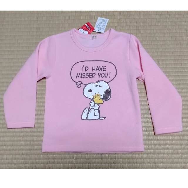 SNOOPY(スヌーピー)のスヌーピー 裏起毛トップス 100cm キッズ/ベビー/マタニティのキッズ服女の子用(90cm~)(Tシャツ/カットソー)の商品写真