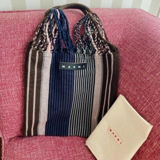 マルニ(Marni)の期間限定値下げ！MARNI フラワー カフェ 限定 ハンモック バッグ (トートバッグ)