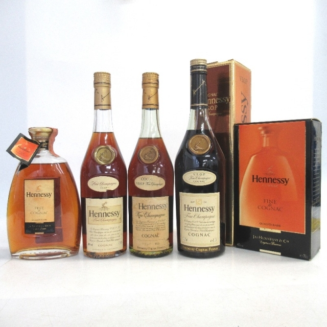 未開封★Hennessy【ヘネシー】 コニャック 4本セット 700ml 箱付