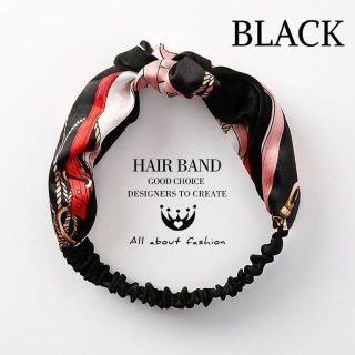 【大人気】ブラック　ヘアバンド　クロスターバン　カチューシャ　スカーフ柄 韓国(ヘアバンド)