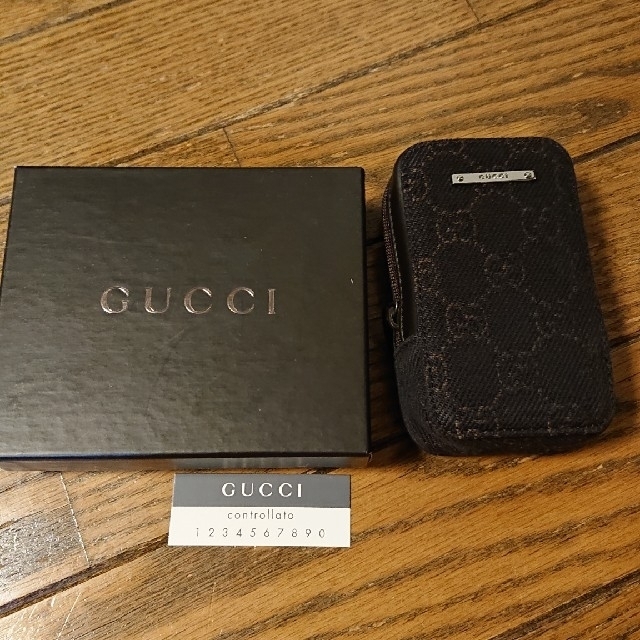 Gucci(グッチ)のGUCCI 新品未使用 グッチ タバコケース iQOSケース シガレットケース メンズのファッション小物(タバコグッズ)の商品写真