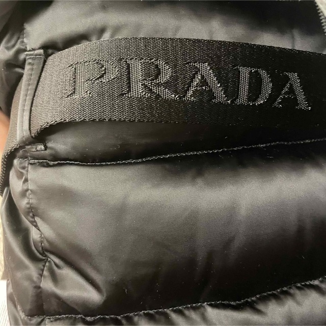 PRADA(プラダ)のなつ様専用🎀プラダ　PRADA  ダウン　コート🎀値下げしました🎀 レディースのジャケット/アウター(ダウンジャケット)の商品写真