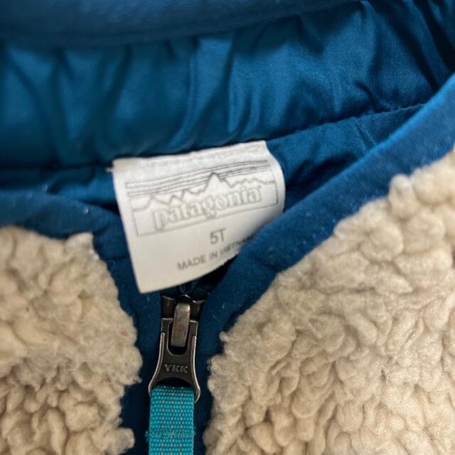 patagonia(パタゴニア)のMika様　　パタゴニア　アウター　キッズ キッズ/ベビー/マタニティのキッズ服男の子用(90cm~)(ジャケット/上着)の商品写真