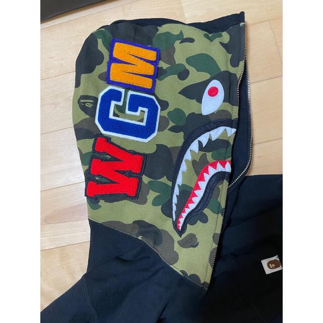 A BATHING APE(アベイシングエイプ)のA Bathing ape シャークパーカー【今だけお買い得】 レディースのトップス(パーカー)の商品写真