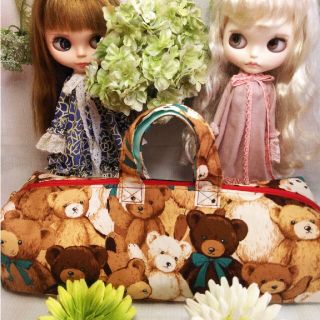 ブライスアウトフィット🐻お出かけポーチ（2人用)熊さん柄🐻(人形)