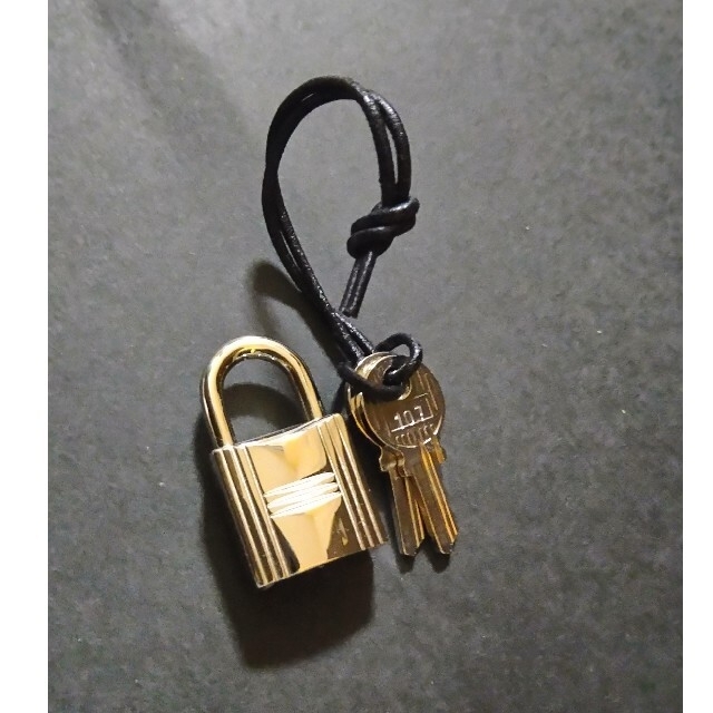メール便送料無料05 【未使用】HERMES エルメス カデナ 鍵 南京錠