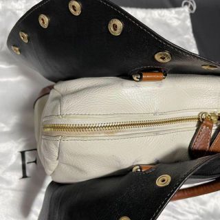 ボストンバッグ【定価６万円】FURLA フルラ レザー ハンドバッグ ボストンバッグ  黒 白