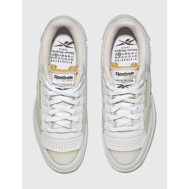 Maison Martin Margiela(マルタンマルジェラ)のMM × REEBOK CLUB C 'MEMORY OF' スニーカー メンズの靴/シューズ(スニーカー)の商品写真