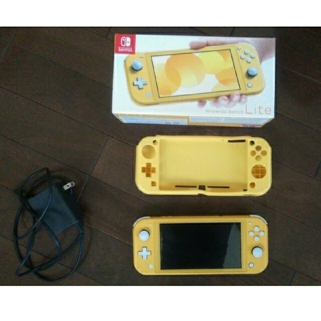 Nintendo Switch Lite イエロー