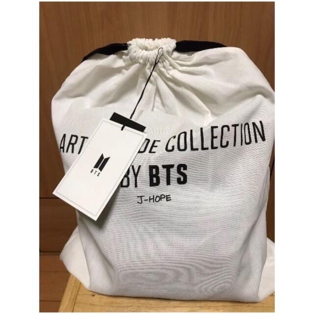 防弾少年団(BTS)(ボウダンショウネンダン)の新品未開封✨ BTS J-HOPE SIDE BY SIDE MINI BAG エンタメ/ホビーのタレントグッズ(アイドルグッズ)の商品写真