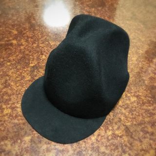 カシラ(CA4LA)の『CA4LA×LABRAT Felt Mountain Hat』(ハット)