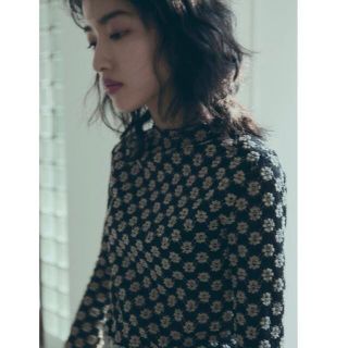 クラネ(CLANE)のMEER. / FLOWER LACE TOPS (black)(シャツ/ブラウス(長袖/七分))