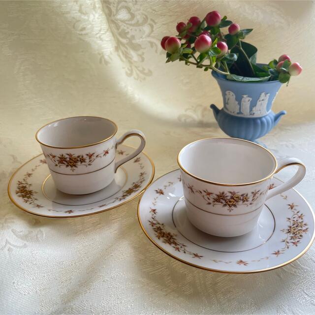 Noritake(ノリタケ)の【ノリタケ】アイボリーチャイナ　アンティーク　デミタスカップ　2客セット インテリア/住まい/日用品のキッチン/食器(食器)の商品写真