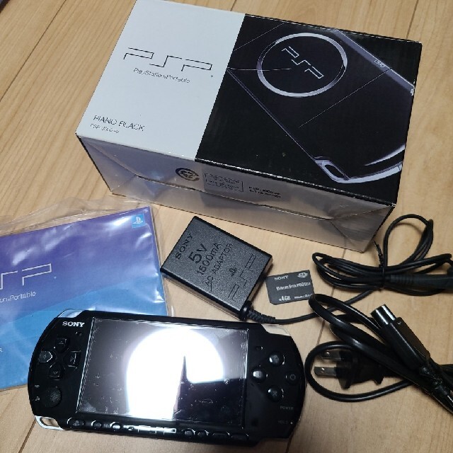 PSP-3000 ピアノブラック　プレイステーションポータブル