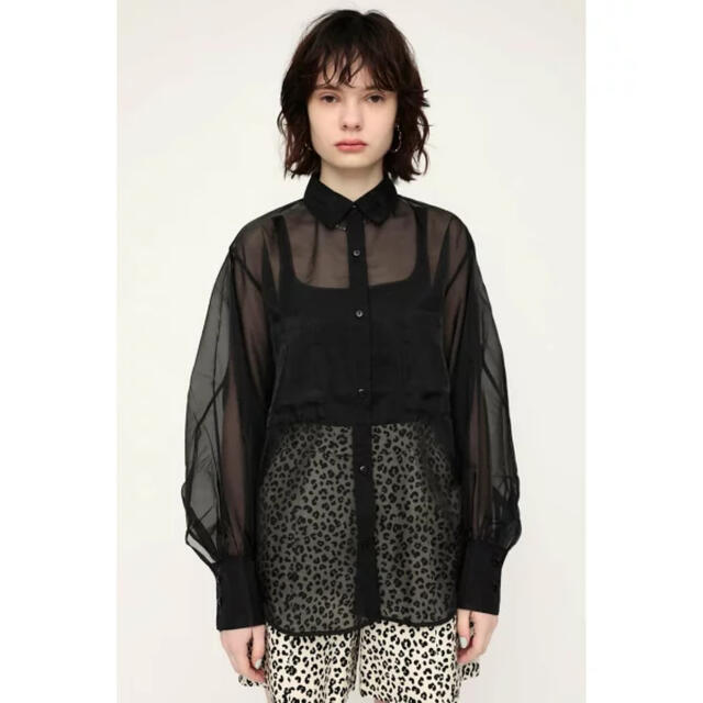 SLY(スライ)の【ままん(^^)様 専用】SLY SHINY SHEER シャツ レディースのトップス(シャツ/ブラウス(長袖/七分))の商品写真