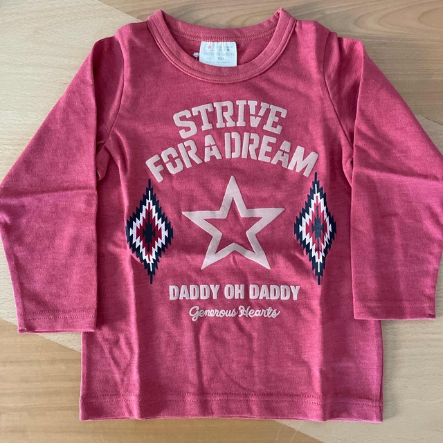 daddy oh daddy(ダディオーダディー)のDaddy Oh Daddy  タグ付き　ロングTシャツ　サイズ100 キッズ/ベビー/マタニティのキッズ服男の子用(90cm~)(Tシャツ/カットソー)の商品写真