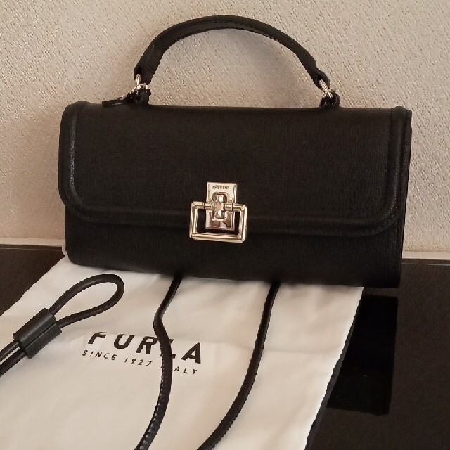 Furla - 新品 未使用 フルラ VILLA ウォレット 長財布 ショルダーの ...