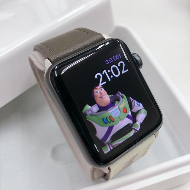 Apple Watch(アップルウォッチ)のApple Watch series3 アップルウォッチ スペースグレー　GPS メンズの時計(腕時計(デジタル))の商品写真