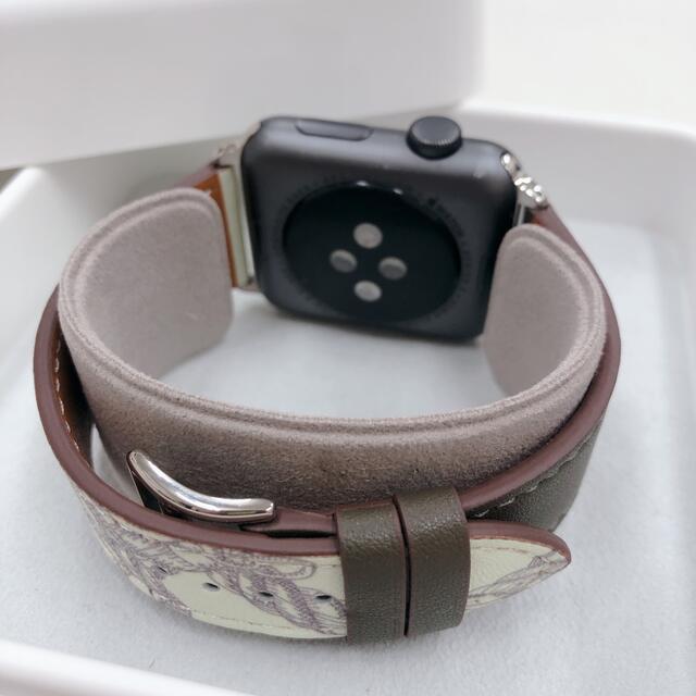 Apple Watch(アップルウォッチ)のApple Watch series3 アップルウォッチ スペースグレー　GPS メンズの時計(腕時計(デジタル))の商品写真