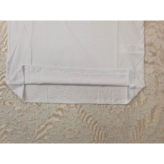 N°21(ヌメロヴェントゥーノ)のジョン様専用⭐︎新品N°21　ロゴ コットンTシャツ white　メンズSサイズ メンズのトップス(Tシャツ/カットソー(半袖/袖なし))の商品写真