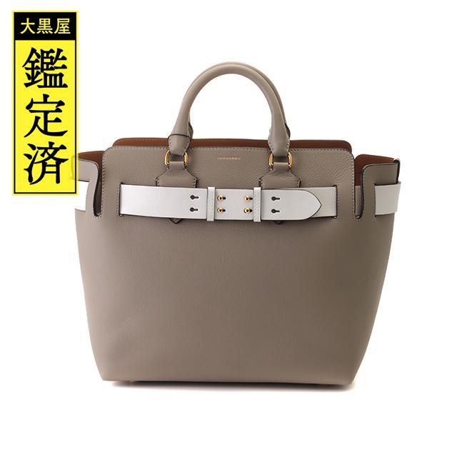 ー品販売
BURBERRY - 【437】 トートバッグ 2WAYベルトバッグ バーバリー BURBERRY トートバッグ ー品販売
BURBERRY - 【437】 トートバッグ 2WAYベルトバッグ バーバリー BURBERRY トートバッグ