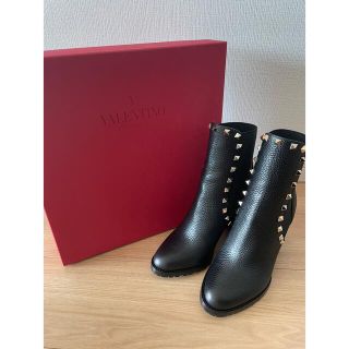 ヴァレンティノ(VALENTINO)の新品未使用品★定価30%off★ヴァレンティノ★スタッズブーツ★23.5cm(ブーツ)