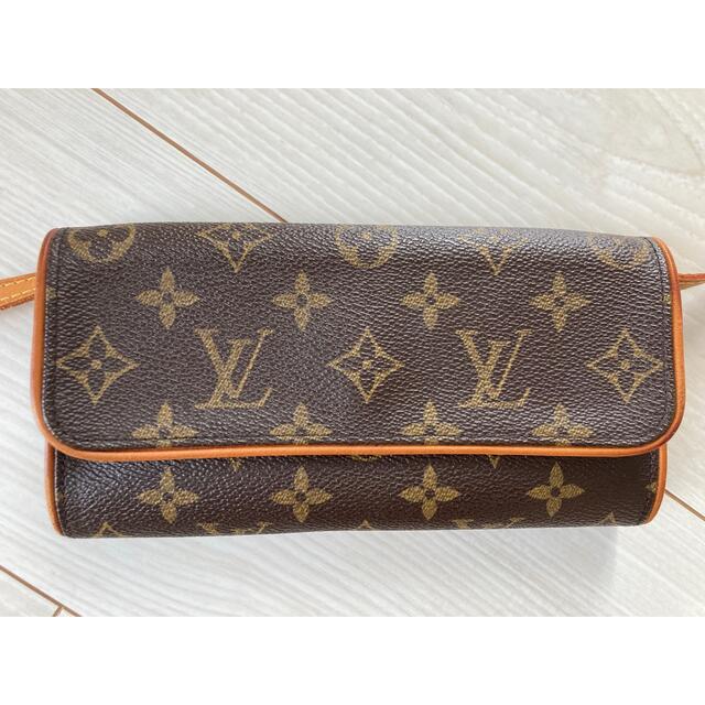 LOUIS VUITTON ウエストポーチ　バッグ