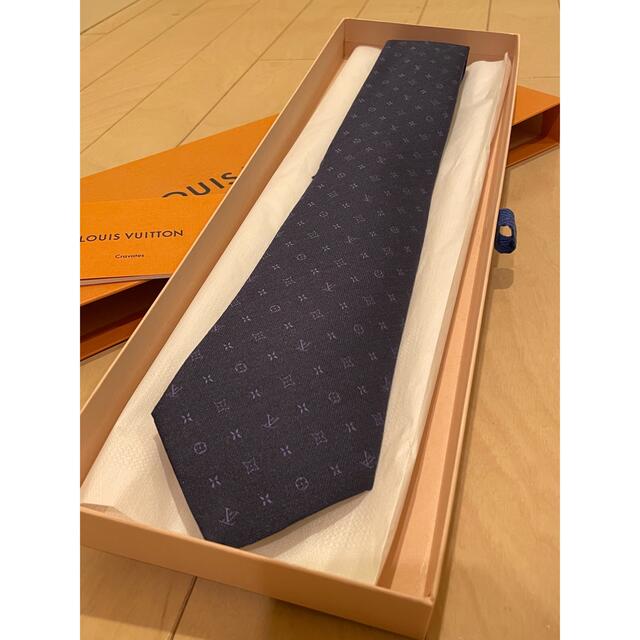 Louis Vuitton Monogram classic tie (M70953, M70952)