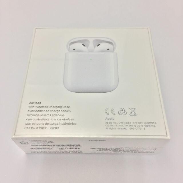 Apple(アップル)の【未開封品】AirPods（第2世代）/202208291097000 スマホ/家電/カメラのスマートフォン/携帯電話(その他)の商品写真