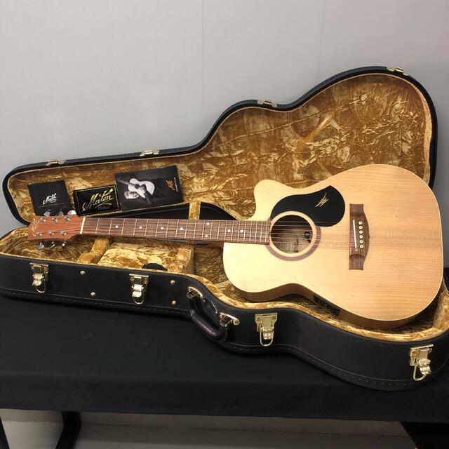 Maton  PERFORMER