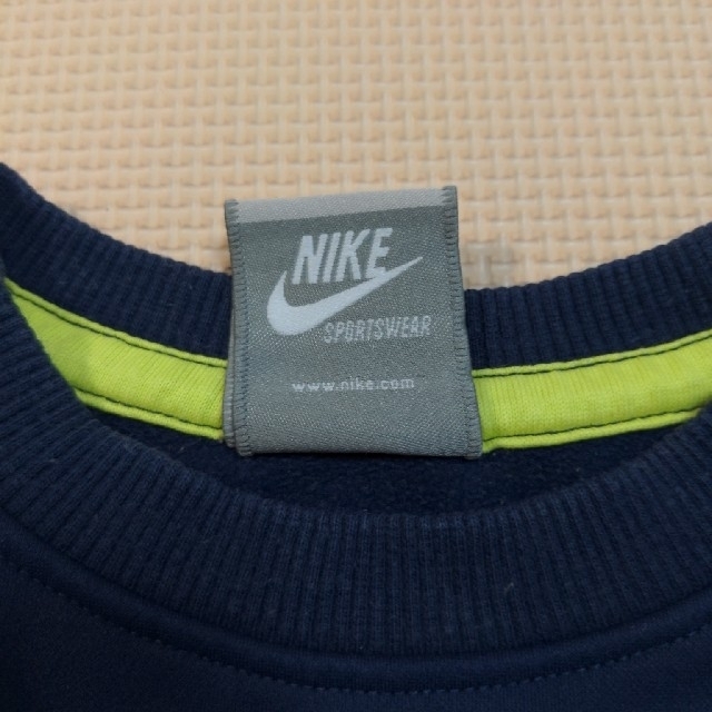 NIKE(ナイキ)のナイキ トレーナー 片ポケット 100 サイズ キッズ/ベビー/マタニティのキッズ服男の子用(90cm~)(Tシャツ/カットソー)の商品写真