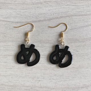 めめピアス(ピアス)