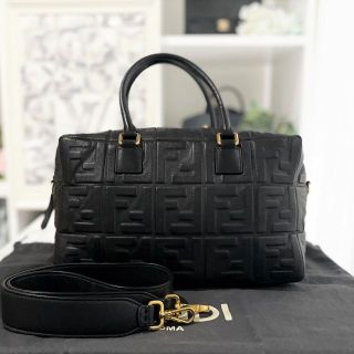 フェンディ(FENDI)のフェンディ　ズッカ　2way　ボストンバッグ　黒　レザー　8BL141(ボストンバッグ)