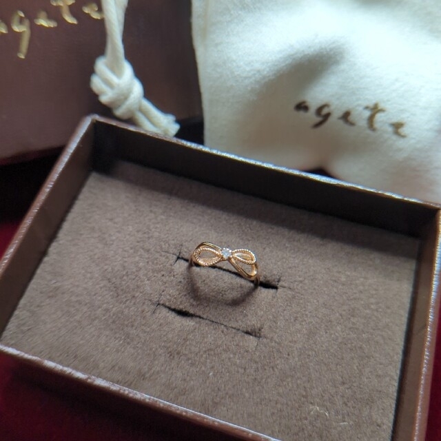 agete(アガット)のagate　k10 リボン　ダイヤモンド　リング レディースのアクセサリー(リング(指輪))の商品写真