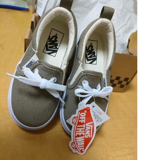 VANS(ヴァンズ)のVANS スニーカー 17cm キッズ/ベビー/マタニティのキッズ靴/シューズ(15cm~)(スニーカー)の商品写真