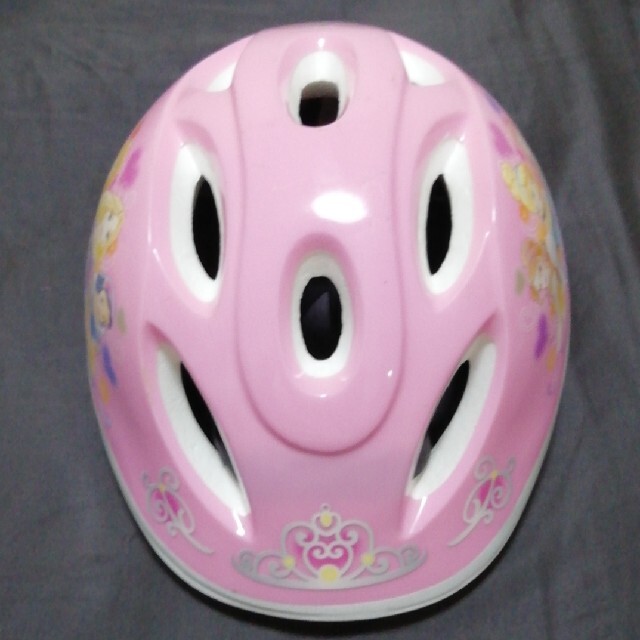 Disney(ディズニー)の子供用　自転車　ヘルメット　ディズニープリンセス 自動車/バイクのバイク(ヘルメット/シールド)の商品写真