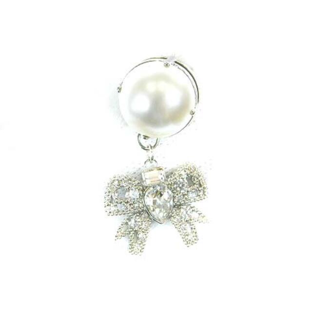 miumiu マイクロリボンジュエル ピアス