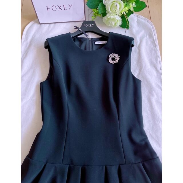 得価低価 FOXEY 極美品 Reneの通販 by Lucia's shop|フォクシー