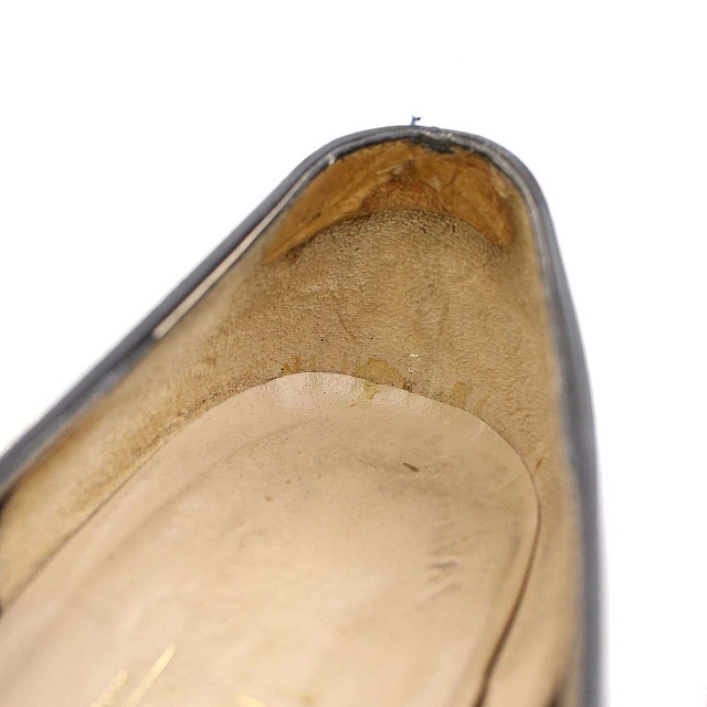 Salvatore Ferragamo(サルヴァトーレフェラガモ)のサルヴァトーレフェラガモ ヴァラ パンプス スエード 24.5cm ネイビー レディースの靴/シューズ(ハイヒール/パンプス)の商品写真
