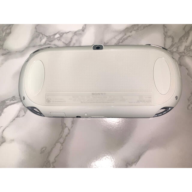 【美品】PlayStation®Vita PCH-1100+ソフト3本+α 2